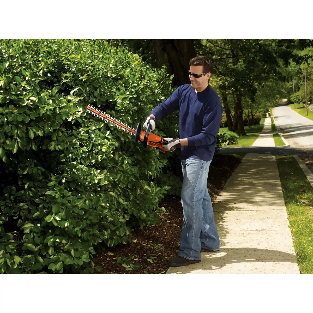 20V MAX* POWERCONNECT™ Cordless 22 Inch Hedge Trimmer, Battery and Charger Not Included