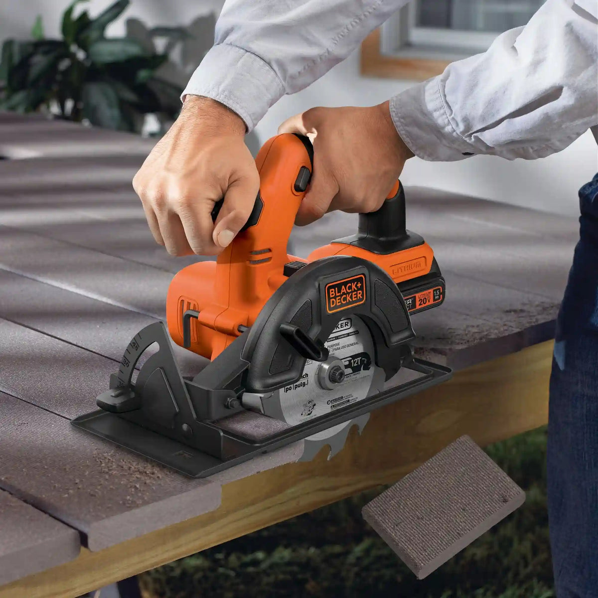 20V MAX* POWERCONNECT™ 5-1/2 Inch Cordless Circular Saw, Battery and Charger Not Included